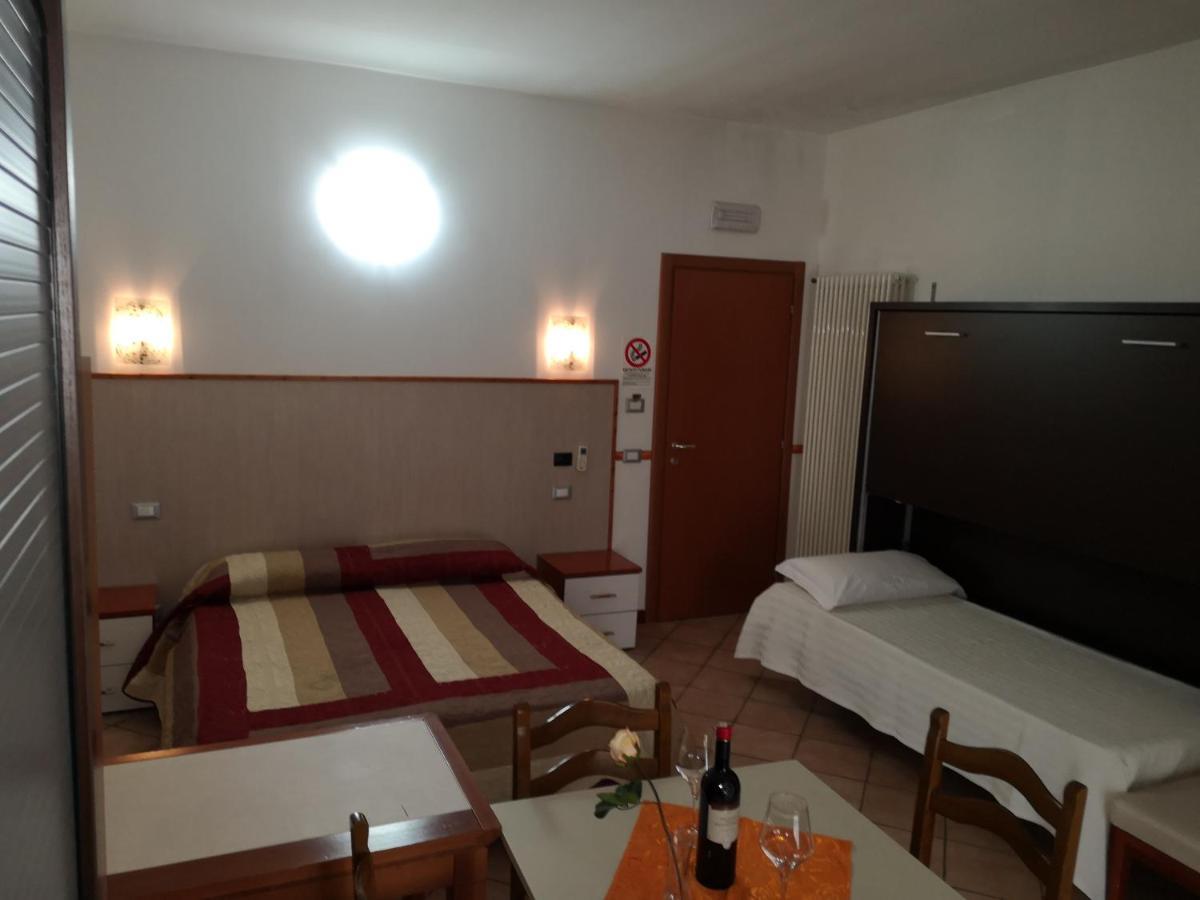 Ca' Del Sasso Guest House Verona Exterior photo