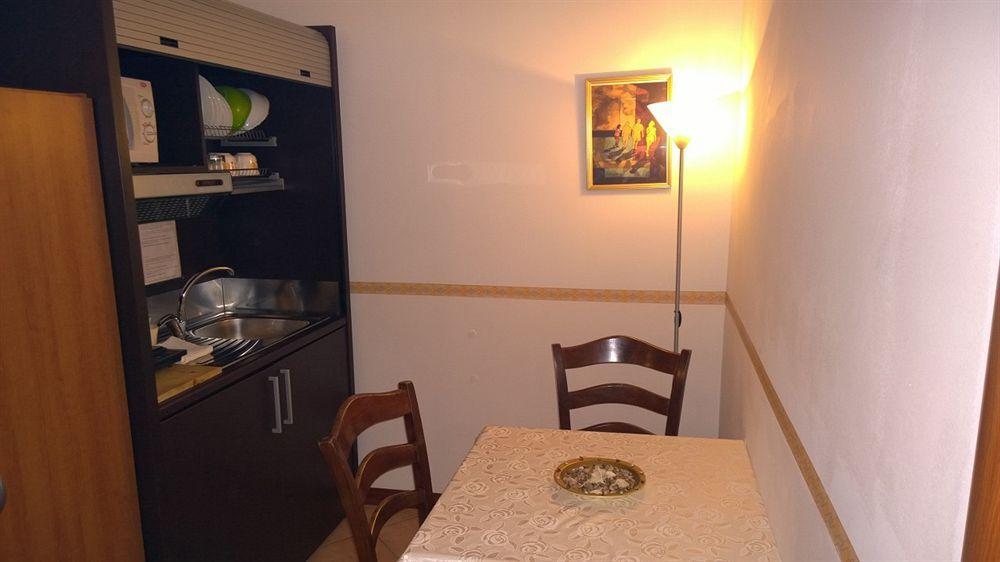 Ca' Del Sasso Guest House Verona Exterior photo