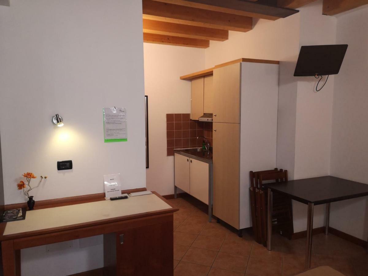 Ca' Del Sasso Guest House Verona Exterior photo