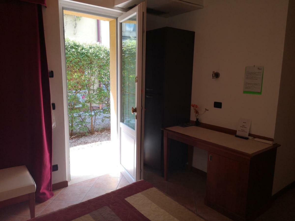Ca' Del Sasso Guest House Verona Exterior photo