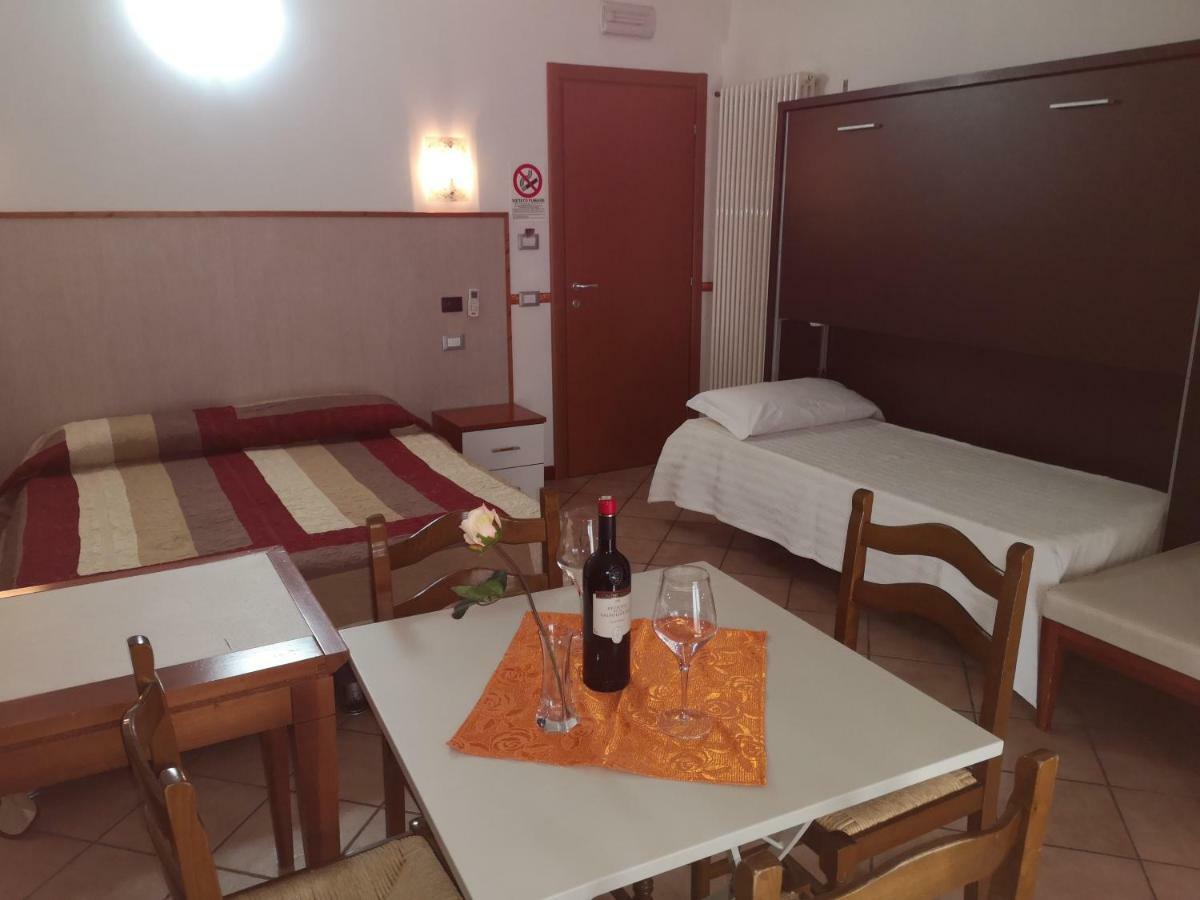 Ca' Del Sasso Guest House Verona Exterior photo