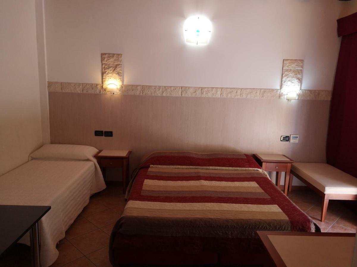 Ca' Del Sasso Guest House Verona Exterior photo